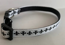 Load image into Gallery viewer, Pink and Black or White and Black New Orleans Inspired Fleur De Lis Cat Collar