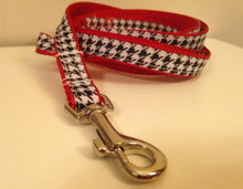 Load image into Gallery viewer, Small 1/2 inch Red and Houndstooth Alabama Leash and Collar Set
