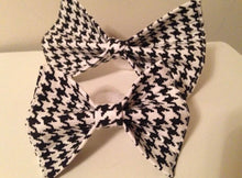 Load image into Gallery viewer, Houndstooth Alabama Dog Bow Tie in Small, Medium or Large