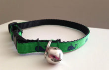 Load image into Gallery viewer, Green with Dark Blue Whales Cat Collar