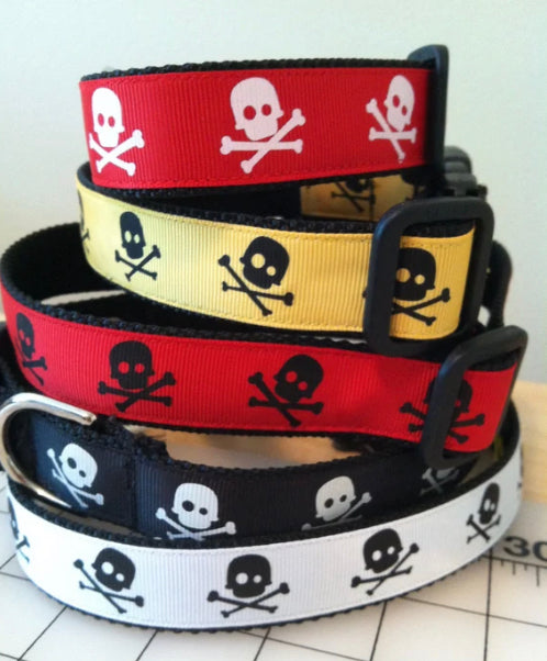 1 inch Skull Dog Collar Large Red, Black, White or Gold Boy Colors
