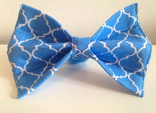 Load image into Gallery viewer, Blue Quatrefoil Trellis Design Dog Bow Tie in Xsmall, Small, Medium or Large
